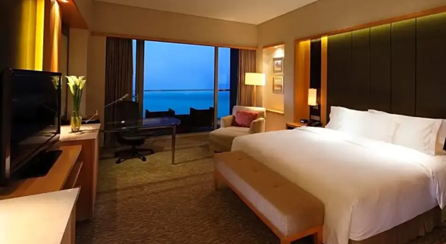 Двухместный номер Standard с видом на реку Hilton Nanjing Riverside