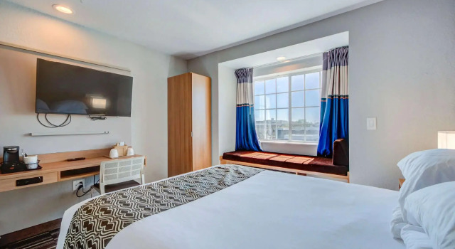 Люкс Microtel Inn and Suites - Zephyrhills