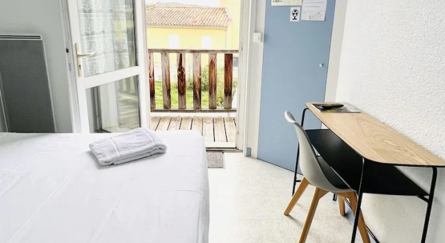 Номер Economy Hôtel Rose des Vents