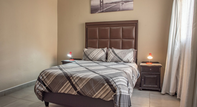 Апартаменты Deluxe Rusty Estate - Self Catering