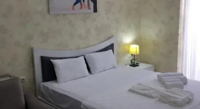Selfie, Book Hotel Batumi 