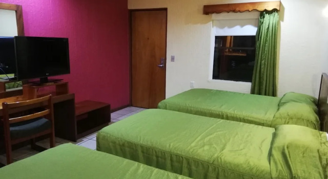 Трёхместный номер Standard с балконом Los Andes Coatzacoalcos