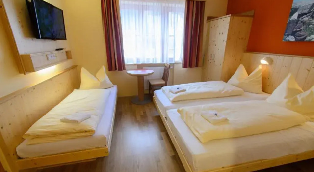 Трёхместный номер Standard JUFA Hotel Donnersbachwald