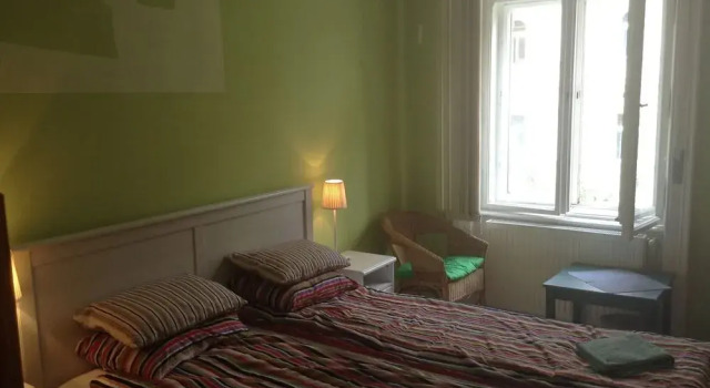 Jazzy Vibes Hostel & Ensuites, Забронировать Хостел Отели Будапешта с парковкой, рядом с Базар Королевского сада, Парковка