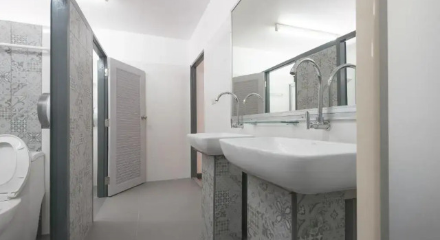 Трёхместный номер Standard BaanSu Hostel