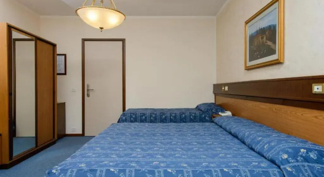 Трёхместный номер Standard Bes Hotel Papa San Pellegrino Terme