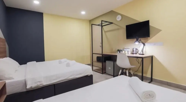 Kiara Inn by KL Suites