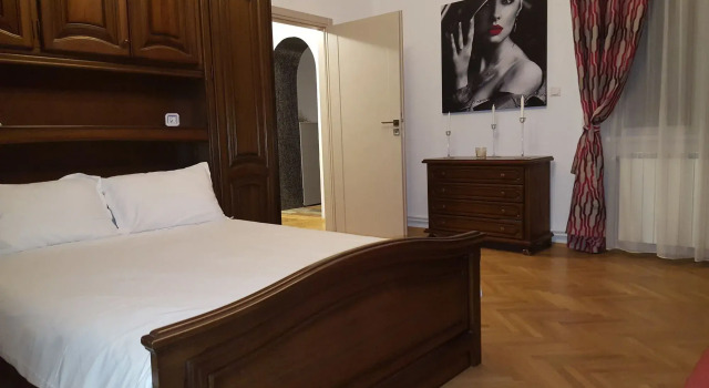 Studio Novotel Apartments, Varaa Huoneisto Hotellit Bukarest pysäköinnillä, lähellä Antim Monastery, Pysäköinti