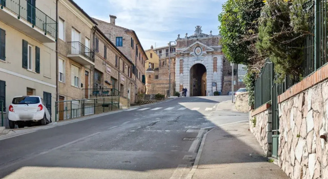 Apartment Recanati, Rezervați Apartament Hoteluri în Recanati cu parcare, aproape de Casa Leopardi Museum, Parcare