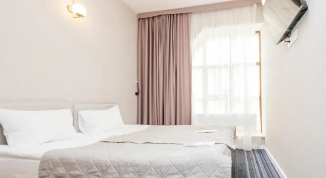 AMINA HOTEL, Забронировать Отель Астана Казахстан, рядом с Дворец независимости