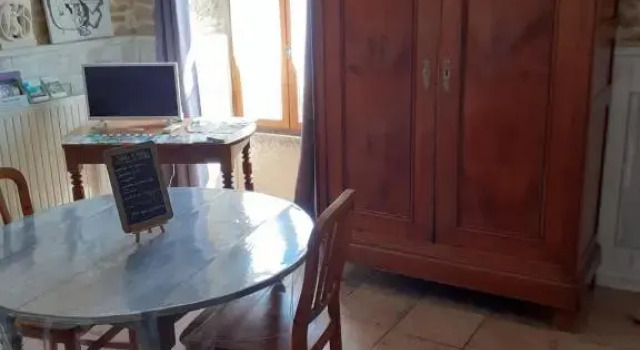 Chambre dhôte du Plessis, Prenota Affittacamere Hotel a Aquitania con colazione, Colazione