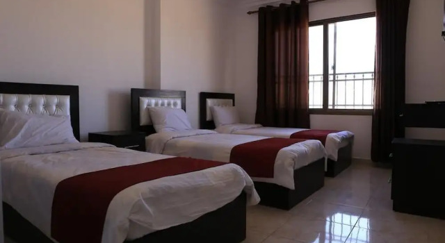 Habitación triple Estándar Weekend Hotel