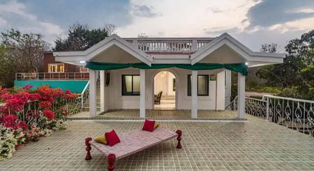 Saffronstays Sunglade