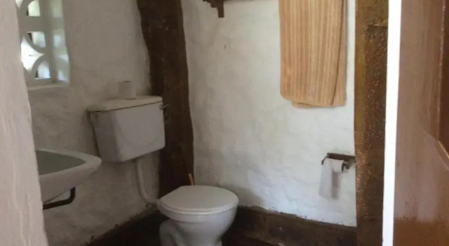 Standardní Dvoulůžkový s manželskou postelí pokoj a výhledem Diani Banda Cottages