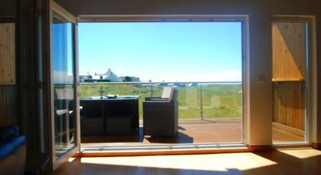 Pass the Keys Celyn Y Mor Stunning Rhosneigr Family Beach House, Buchen Sie Hotel Llanfaelog Anglesey