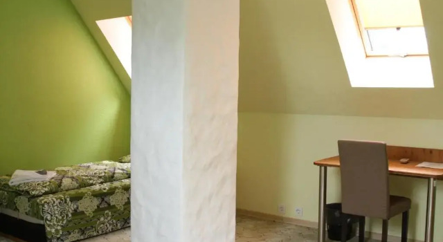 Tammeveski Holiday House, Book Hotel Hoteller i Viljandimaa med parkering, Parkering