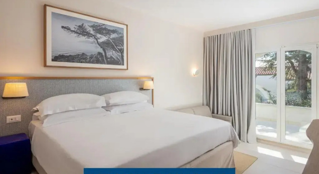 Двухместный номер Superior с балконом и с частичным видом на море Bluesun Holiday Village Afrodita