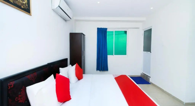 Двухместный номер Deluxe с красивым видом из окна Green Palace Colombo