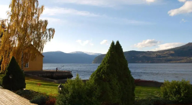 Двухместный номер Standard с видом на море Innvik Fjordhotel - Misjonheimen