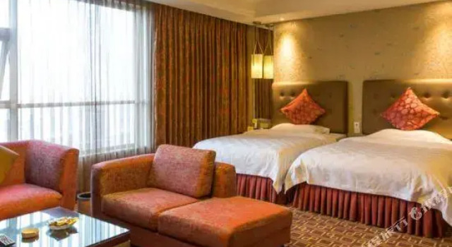 Eton Hotel, Book Hotel Hoteller i Luzhou med parkering, Parkering