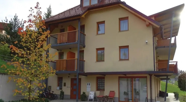 Nice Home in Lasko With Wifi and 2 Bedrooms, Book Hotel Hotels in Savinjska with Parking, Parking