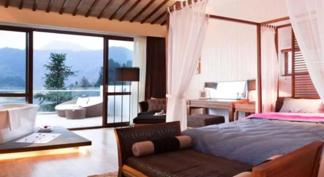 Четырёхместный коттедж Huangshan Demaotang Hotel