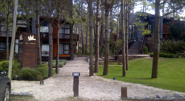 Altos Medanos Cabañas & Club de Bosque, Забронировать Апарт-отель Апарт-отели провинции Буэнос-Айреса, Апарт-отель