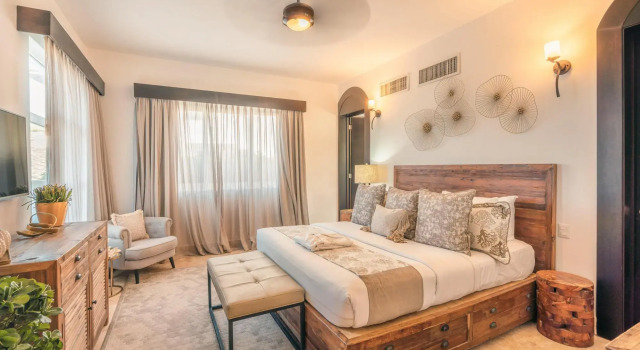Just Amazing Costa Esmeralda 6BR Villa, Забронировать Вилла Виллы Гурапито, Вилла