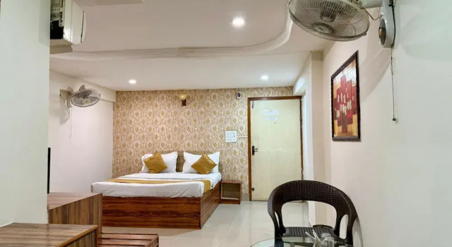 Номер Deluxe Hotel Deendayal