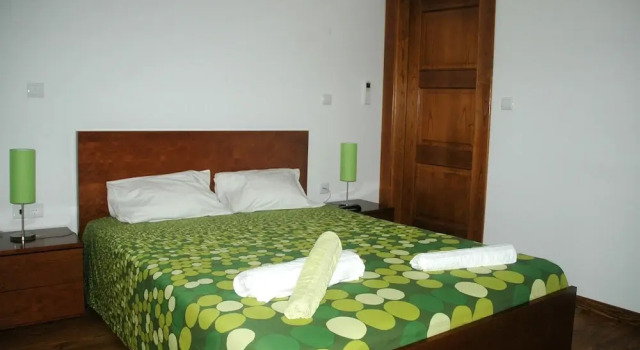 Room in a Farmer House, Забронировать Гостевой дом Вила-Флор Port Wine Route