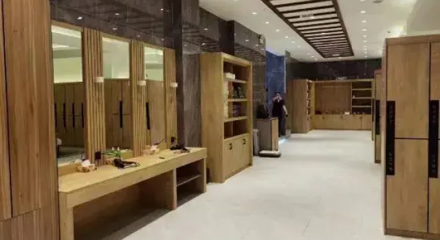 Jinjiang Business Hotel, Varaa Hotelli Hotellit Heilongjiang pysäköinnillä, Pysäköinti
