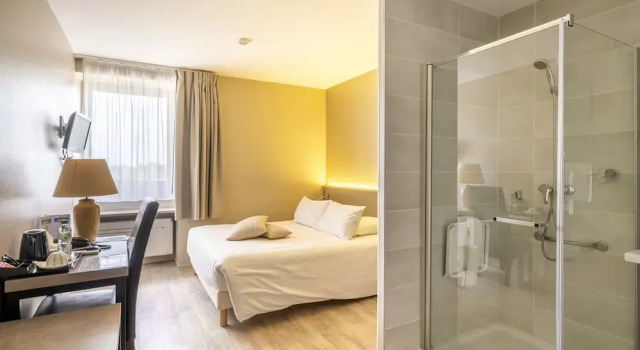 Номер Superior CitHotel LA PYRAMIDE