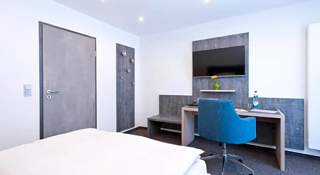 Hotel Käferstein garni, Varaa Hotelli Hotellit Baijeri pysäköinnillä, Pysäköinti