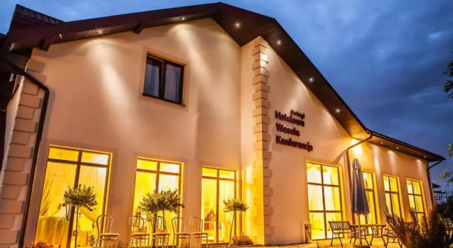 Arkada, Boek Hotel Rawa Mazowiecka Lodz