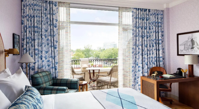 Номер Standard с балконом Graduate by Hilton Chapel Hill