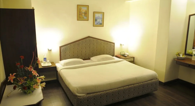 Полулюкс Nalapads Hotel Bangalore International
