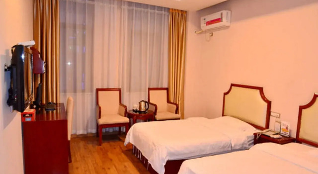 GreenTree Alliance ShiYan Middle BeiJing Road Jinling International Hotel