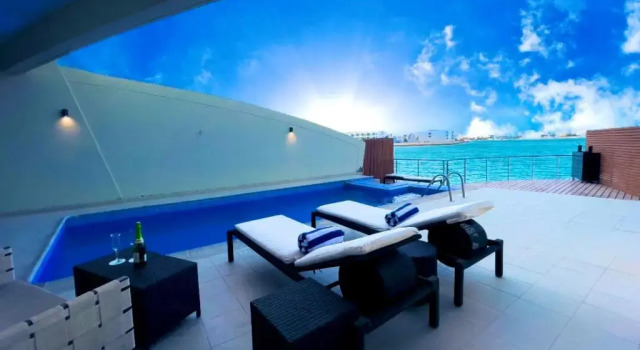 Beach Villa с 4 комнатами Dragon Beach Hotel