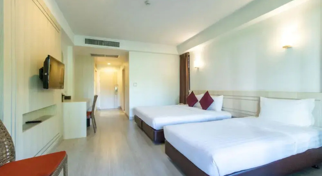 Двухместный номер Superior Bangsaen Heritage Hotel