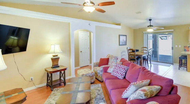 Коттедж ~ 5 Mi to Beach & Golf: Lake Havasu City Home