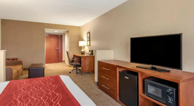 Люкс Comfort Inn & Suites