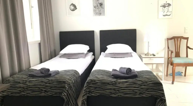 Апартаменты Superior Green Door Apartments