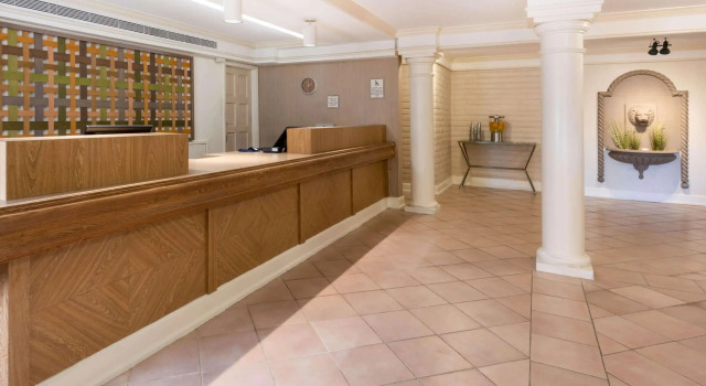 La Quinta Inn Deerfield Beach I-95 at Hillsboro East, Rezerwuj Hotel Hotele SPA w Palm Beach County, SPA