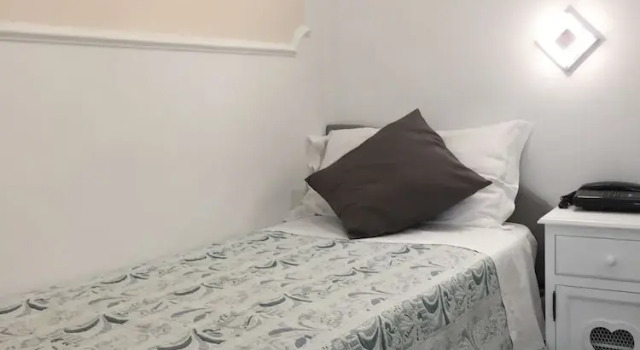Одноместный номер Standard с балконом Royal Boutique Hotel NUOVA GESTIONE
