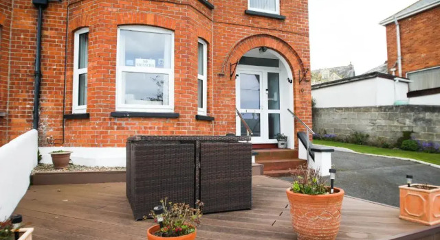 10 Treverbyn Road