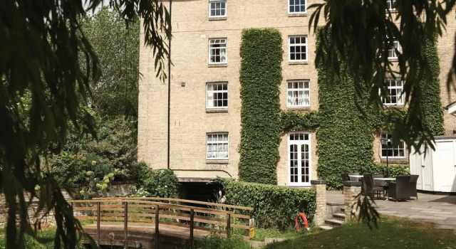 Cambridge Quy Mill Hotel & Spa, Забронировать Отель Кембридж Великобритания