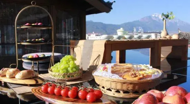 Floral Lijiang Ancient City Banshan Yunfu Luxury Designer Meisu, Забронировать Отель Лицзян Юньнань, рядом с Улица Сквер-стрит Древнего города Даянь
