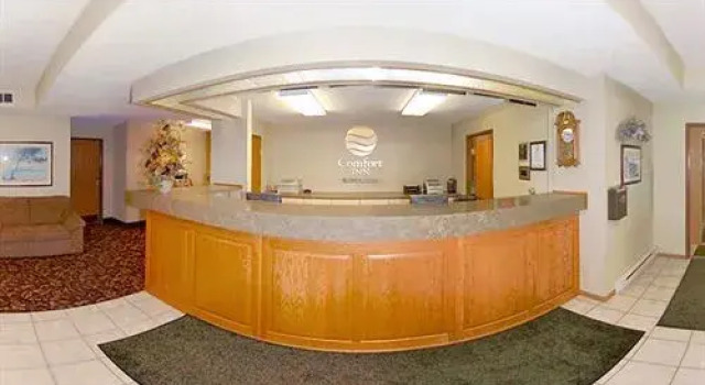 Comfort Inn Marinette, Rezervovat Hotel Marinette Wisconsin