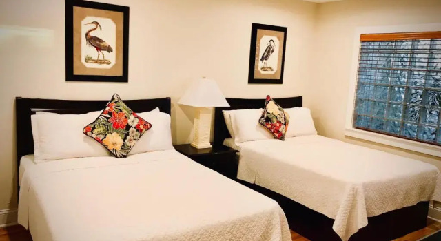 Люкс Deluxe Harborside Motel & Marina
