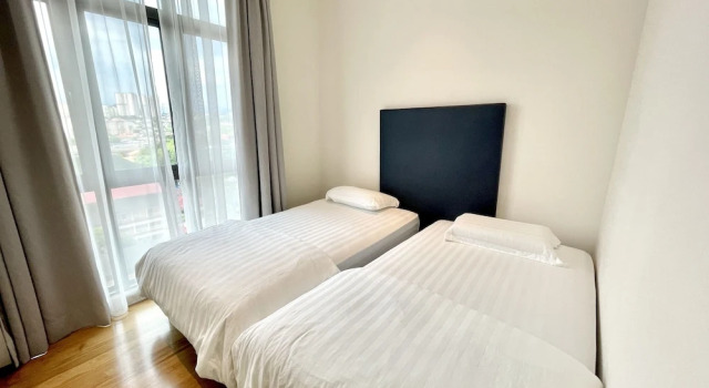 Апартаменты Superior с 3 комнатами с балконом и с видом на город Damai 88 Condominium